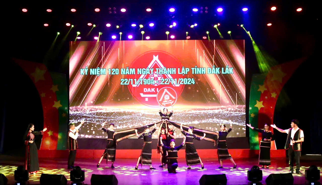 Khai mạc Liên hoan Tuyên truyền lưu động tỉnh Đắk Lắk lần thứ 18 năm 2024