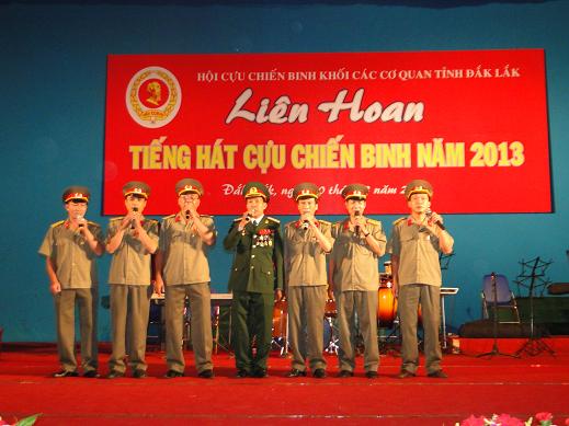Liên hoan Tiếng hát cựu chiến binh Khối các Cơ quan tỉnh năm 2013