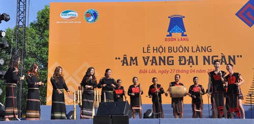 Lễ hội buôn làng “Âm vang đại ngàn”