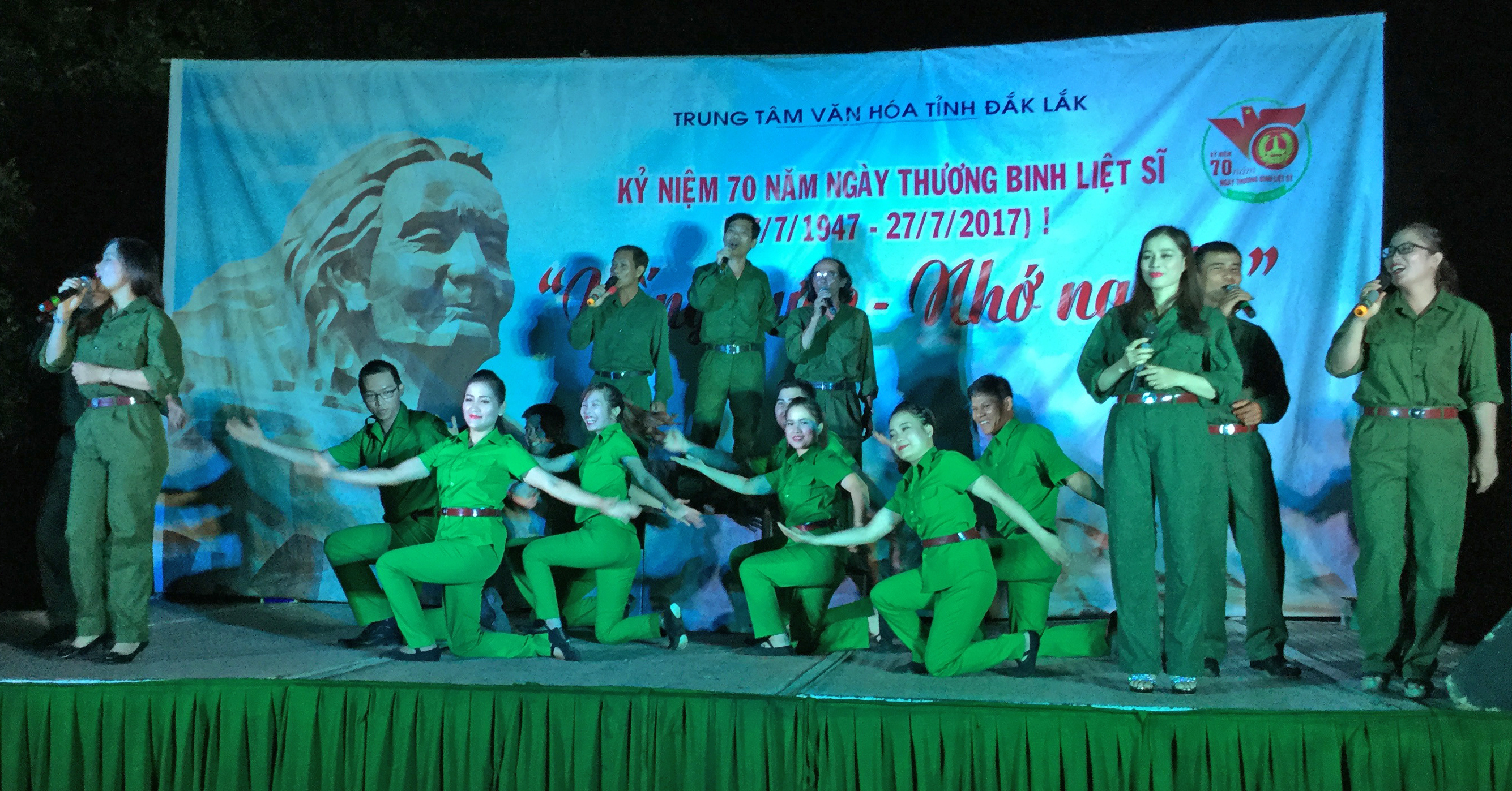 ĐỘI TUYÊN TRUYỀN LƯU ĐỘNG TUYÊN TRUYỀN KỶ NIỆM 70 NĂM NGÀY THƯƠNG BINH, LIỆT SỸ (27/7/1947 – 27/7/2017)