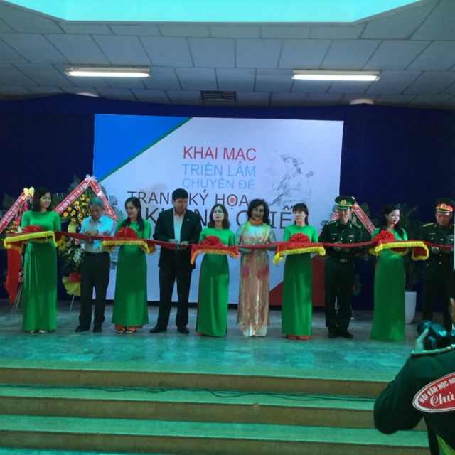 Triển lãm chuyên đề “Tranh, ký họa kháng chiến” chào mừng kỷ niệm 73 năm ngày thành lập Quân đội nhân dân Việt Nam