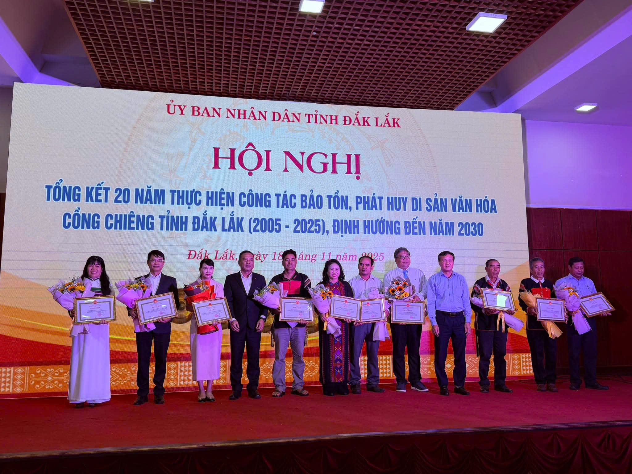 Tổng kết 20 năm bảo tồn và phát huy di sản văn hóa cồng chiêng tại Đắk Lắk